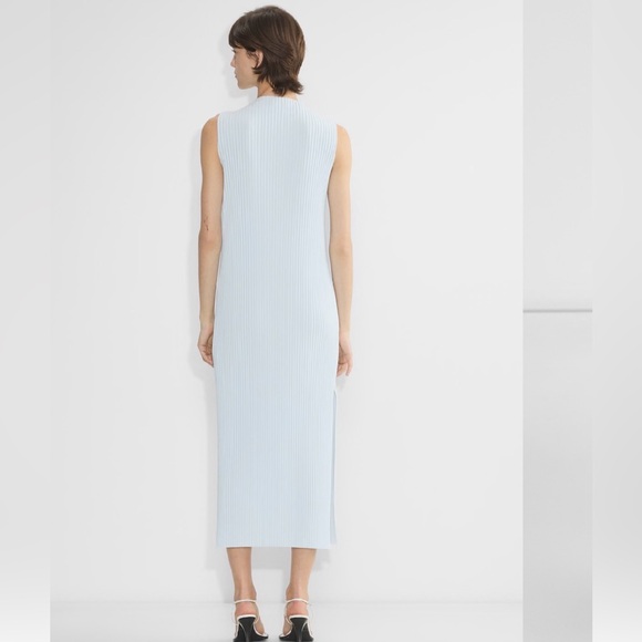 Babaton Ivory Pleated Maxi Dress - Picture 2 of 7